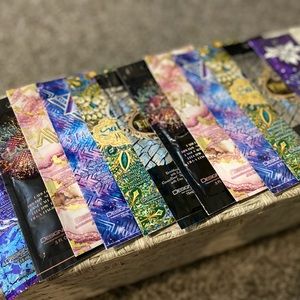 12 Qty- Designer Skin Samples Bundle 🤍